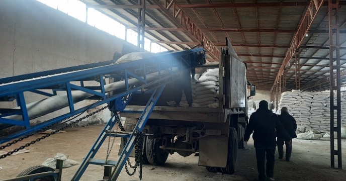 تامین و توزیع بیش از 2 هزار و 600 تن کود پتاس در راستای حمایت از تولیدکنندگان بخش کشاورزی در استان زنجان 