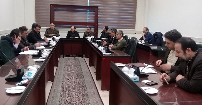 جلسه کمیته فنی کود با موضوع ساماندهی تغذیه گیاهی کشت های بهاره سال 99 در سازمان جهاد کشاورزی استان همدان برگزار شد . 