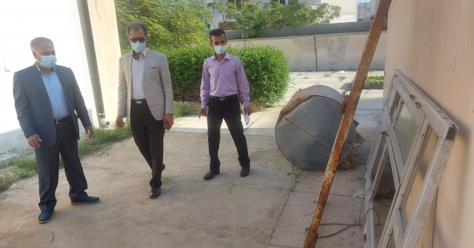 بازدید مدیر شرکت خدمات حمایتی کشاورزی استان بوشهر از اموال اسقاطی  موجود در انبار ساختمانی اداری شرکت