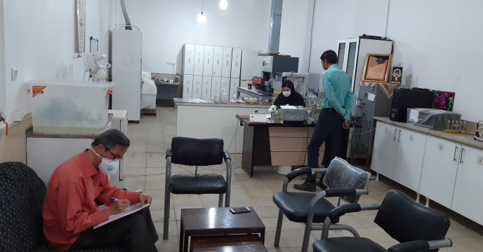 بازدید از آزمایشگاه های شیمیایی استان قم