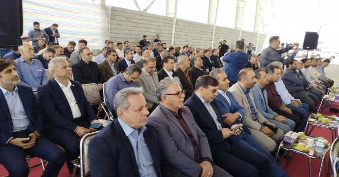 حضور مدیر شرکت خدمات حمایتی کشاورزی در افتتاح کارخانه تولید نشاسته نقده