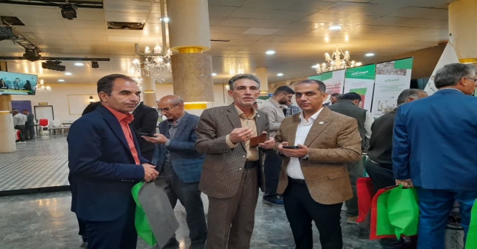 مشارکت فعال هلدینگ کیمیای سبز رفسنجان در همایش آموزشی ترویجی و معرفی سبد محصولات کودی در استان مرکزی