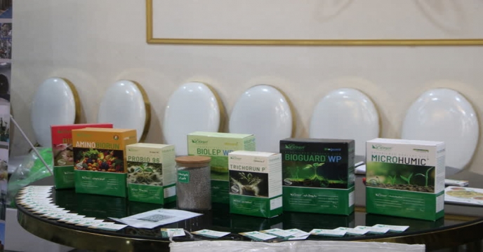 مشارکت فعال شرکت دانش بنیان فن آوری زیستی طبیعت گرا( بایوران) در همایش آموزشی ترویجی سبد محصولات کودی در استان مرکزی