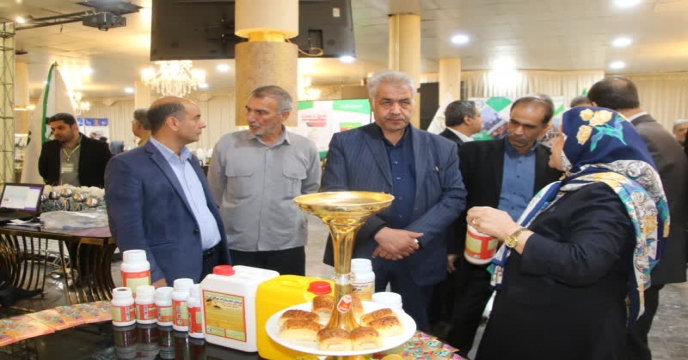 مشارکت فعال شرکت دانش بنیان کوهرنگ در همایش آموزشی ترویجی سبد محصولات کودی در استان مرکزی 