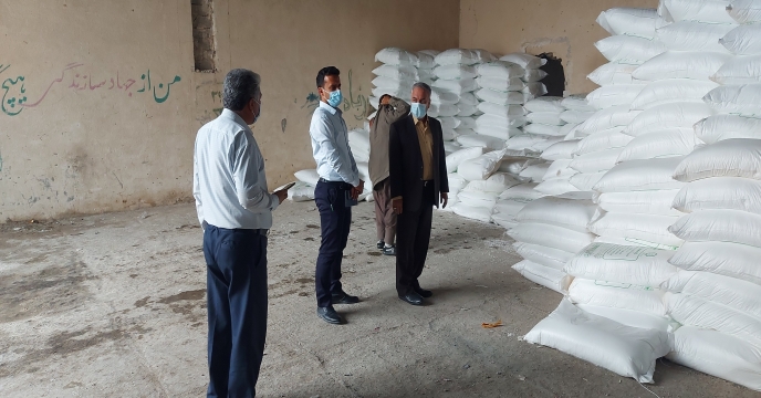 بازدید مدیر شرکت خدمات حمایتی کشاورزی استان بوشهر از انبار کارگزاری تعاونی روستایی شهر اهرم