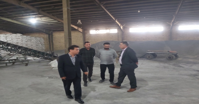 بازدید مدیر شرکت خدمات حمایتی کشاورزی استان آذربایجان غربی از انبار ۱۲ هزار تنی