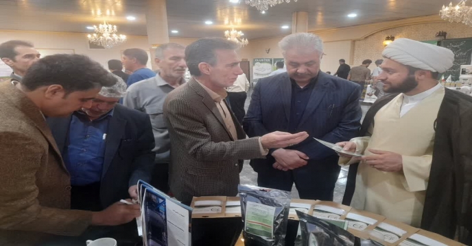 مشارکت فعال هلدینگ کیمیای سبز رفسنجان در همایش آموزشی ترویجی و معرفی سبد محصولات کودی در استان مرکزی