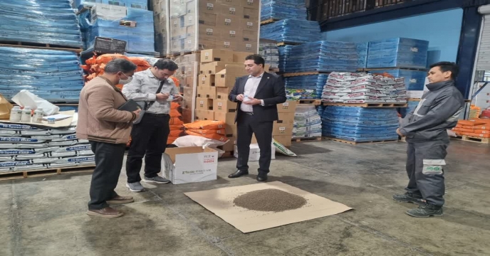 گشت مشترک کارگروه نظارت و بازرسی از مراکز تولید، نگهداری و توزیع مواد کودی از فروشگاههای عرضه کود وسم شهرستان ری