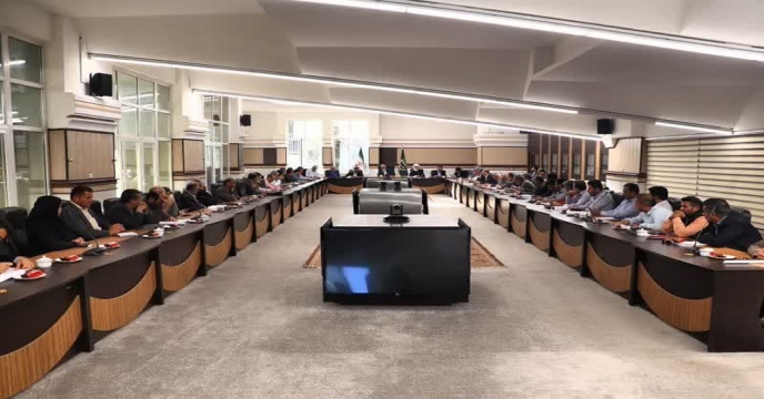 حضور مدیر شرکت خدمات حمایتی کشاورزی استان قزوین در نشست شورای مدیران وزارت جهاد کشاورزی با محوریت توزیع بذر و کود برای کشت پاییزه  