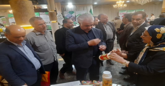 مشارکت فعال شرکت دانش بنیان کوهرنگ در همایش آموزشی ترویجی سبد محصولات کودی در استان مرکزی 