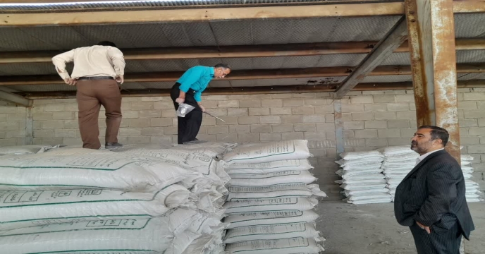 بازدید مهندس سلیمی مشاور محترم مدیر عامل از ستاد جهت بازدید از انبارهای استان مرکزی و عملیات نمونه برداری از کودهای تولید داخلی – مهر ماه 1404