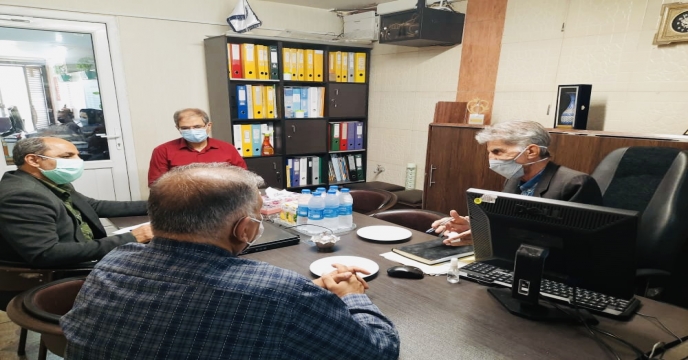 بازدید معاون مرکز تحقیقات کاربردی نهاده های کشاورزی و معاون فنی شعبه فارس از آزمایشگاه پرهام گستر فارس