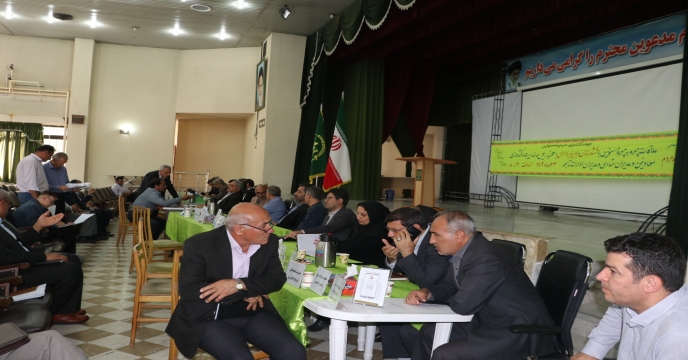 برگزاری میز خدمت در آذربایجان غربی به مناسبت هفته جهاد کشاورزی