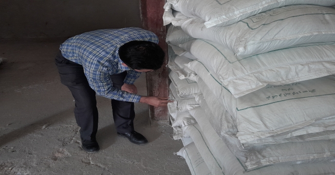 بازدید کارشناسان پایش کودی از کارگزاران کود حومه اراک و حومه – مرداد 1404