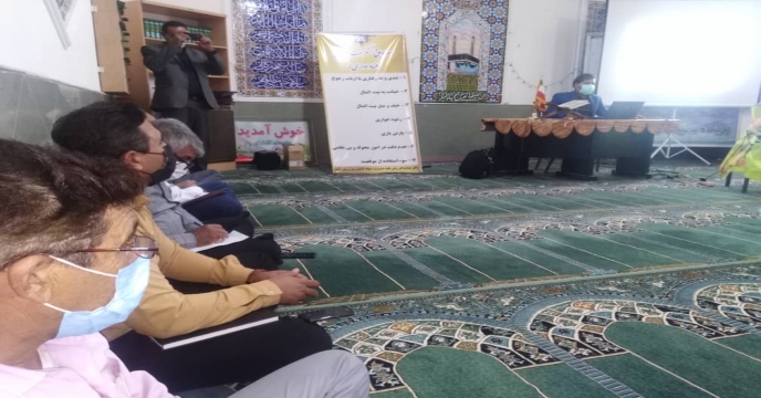 برگزاری کارگاه آموزشی سامانه کنترل و پایش مواد کودی و سامانه حمل و نقل و توزیع نهاده های کشاورزی در شهرستان زرین دشت