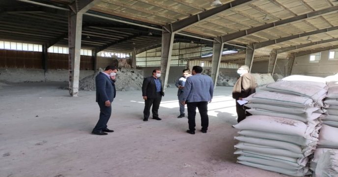 بازدید مدیر شرکت خدمات حمایتی کشاورزی استان آذربایجان غربی از کارخانه آذر کیمیا اکسید و اکسیر