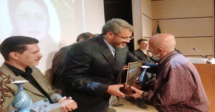 تقدیر از شرکت خدمات حمایتی کشاورزی استان تهران در مراسم تجلیل از کشاورزان برتر در همایش ستاد کشت پاییزه محصولات زراعی سال ۱۴۰۴-۱۴۰۵