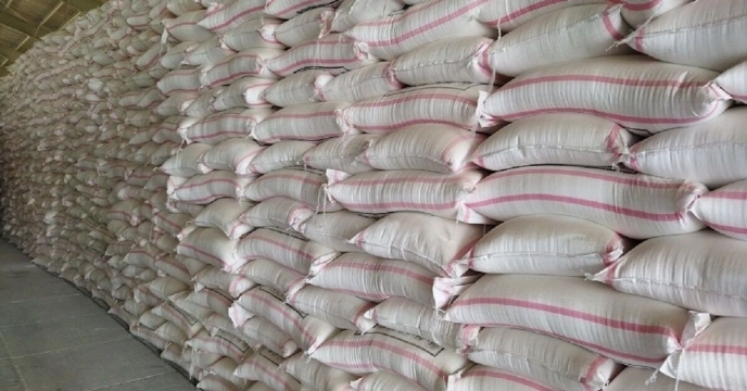 توزیع انواع کودهای کشاورزی یارانه ای به شهرستان تفرش و آشتیان