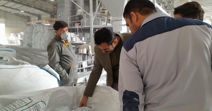 بازدید از کارخانه تولید داخلی کود در شهر صنعتی ساوه – استان مرکزی 