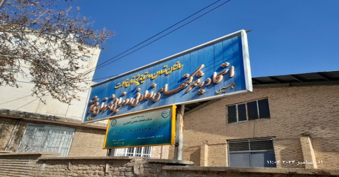 توزیع کود اوره در شهر محلات پایتخت گل و شهر دلیجان ، تیر و مرداد ماه سالجاری ، استان مرکزی