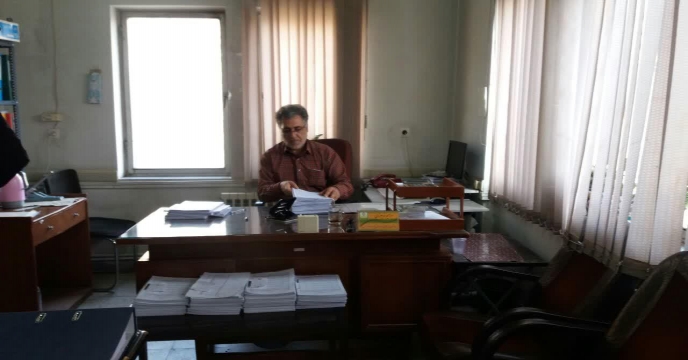 تنظیم اسناد تضامین و قرار دادهای فی مابین سهمیه کود کارگزاران در سال زراعی 99-98 در استان مرکزی