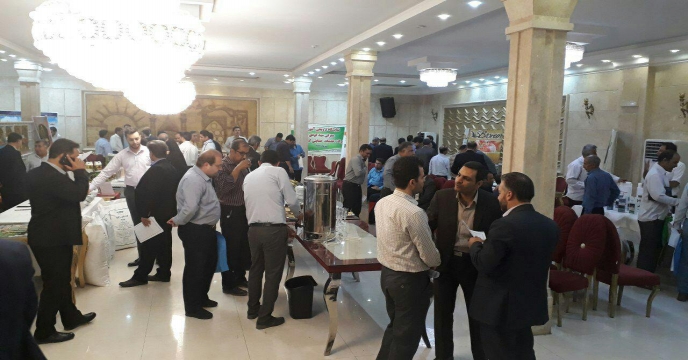 برگزاری همایش آموزشی ترویجی و معرفی محصولات سبد کالای شرکت خدمات حمایتی کشاورزی در استان قم