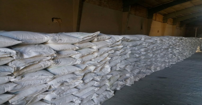 تدارک و ارسال انواع کود های شیمیایی تریپل به کشاورزان منطقه توره در شهرستان شازند