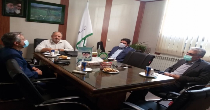 دیدار و گفت وگو با کارگزاران استان