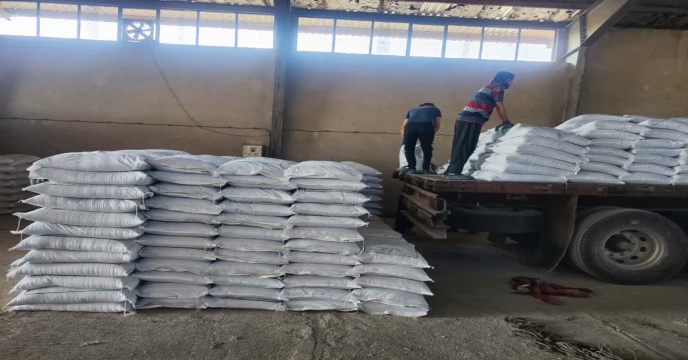 توزیع مقدار1481 تن انواع کود کشاورزی یارانه ای از طریق سامانه پایش برای کشاورزان شهرستان خمین و حومه