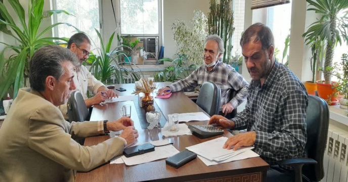 برگزاری جلسه کمیسیون معاملات با موضوع مناقصه حمل و نقل– استان مرکزی