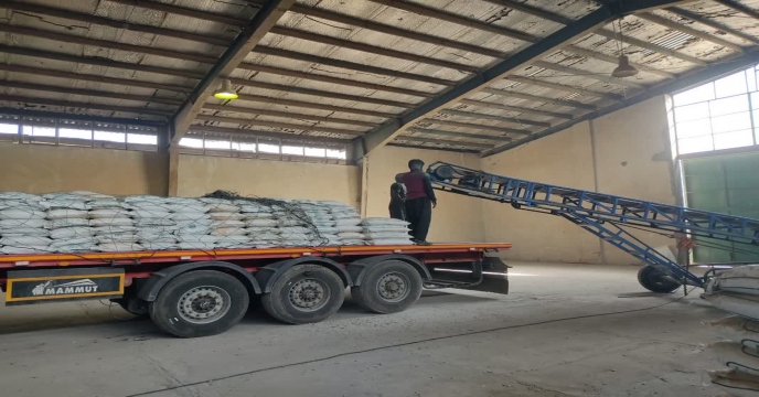 تامین و توزیع 1024 تن انواع کودهای کشاورزی به شهرستان مخلات و دلیجان در هفت ماهه سال جاری