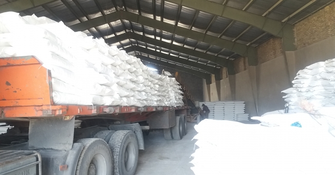 ارسال کود سولفات پتاسیم پودری به شهرستان زرندیه ساوه