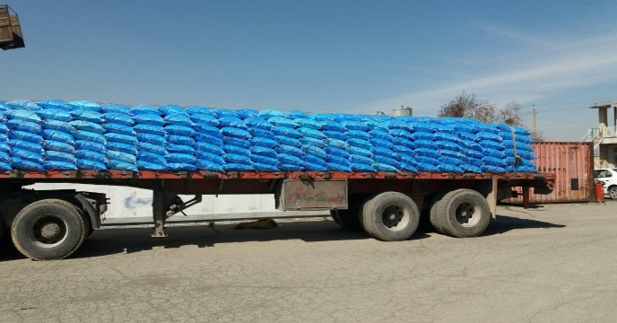 حمل 300 تن کود شیمیایی اوره از مبادی مرودشت به انبارکود شهید شاملو استان مرکزی