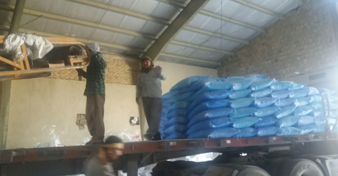 حمل و توزیع 200 تن کود از نوع اوره به منطقه سربند شازند استان مرکزی