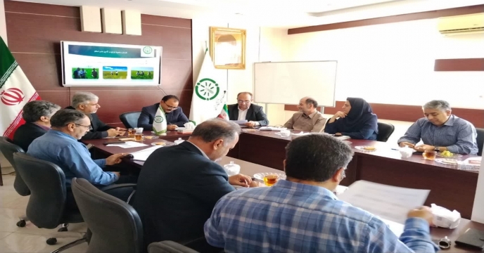 بررسی روند فرآوری و تأمین بذر گندم و جو در کمیته فنی بذر استان