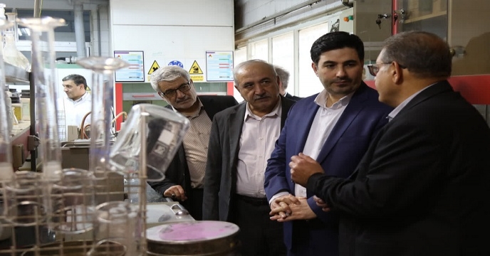 بازدید مدیرعامل شرکت خدمات حمایتی کشاورزی و هیئت همراه از مجتمع شیمیایی آبیک و مرکز تحقیقات کاربردی نهاده‌های کشاورزی کرج