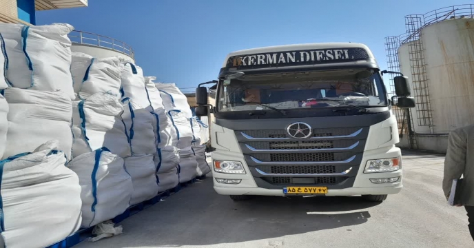 بازدید کارشناس فنی کود استان از کارخانه کود تولید داخلی کود ، شرکت پویا تدبیر فراست ساوه در شهر صنعتی کاوه در استان مرکزی