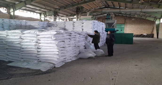 توزیع بیش از712 تن انواع کود کشاورزی یارانه ای به شهرستان ساوه ، زرندیه و حومه در بهمن ماه 1404