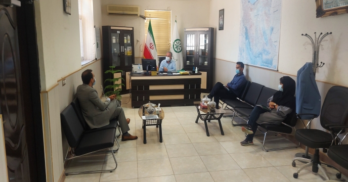 جلسه مدیر شرکت خدمات حمایتی کشاورزی استان بوشهر با مدیرعامل شركت حمل و نقل منتخب عسلویه (ساران حمل) 