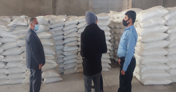بازدید مدیر شرکت خدمات حمایتی کشاورزی استان بوشهر و مسئول امور  از انبار سازمانی کود برازجان
