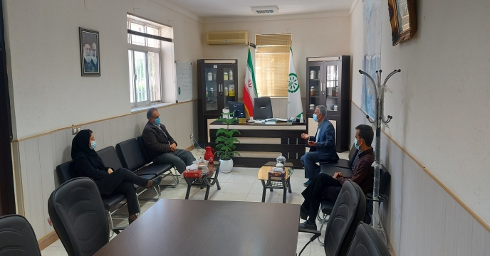 جلسه مدیر شرکت خدمات حمایتی کشاورزی استان بوشهر با  نماینده بیمه مرکزی