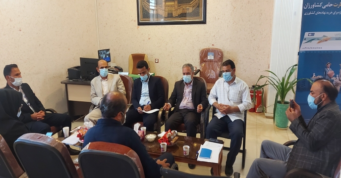 دیدار و نشست صميمى مدیر شرکت خدمات حمایتی کشاورزی استان بوشهر با تعدادى از کارگزاران شهرستان دشتستان 