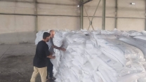 عملیات نمونه‌برداری از ۲۰۰ تن کود سولفات پتاسیم در انبارهای سازمانی هرمزگان