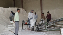 نظارت بر نحوه کیسه گیری کودهای فله در اذربایجان غربی
