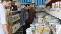 بازدید کمیته نظارت و پایش از مراکز عرضه کودهای یارانه ای شهرستان کیار