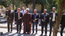 آیین غبارروبی و عطرافشانی مزار شهدا با حضور کارکنان شرکت خدمات حمایتی کشاورزی استان کردستان