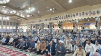 حضور مدیر مازندران در مراسم میز خدمت در مصلی جمعه ساری 